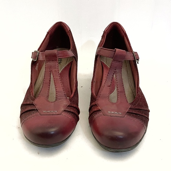 Earth Shoes • Wanderlust Rosewood Cap Toe t strap Heel Pump Red Leather • 8B - Picture 2 of 9